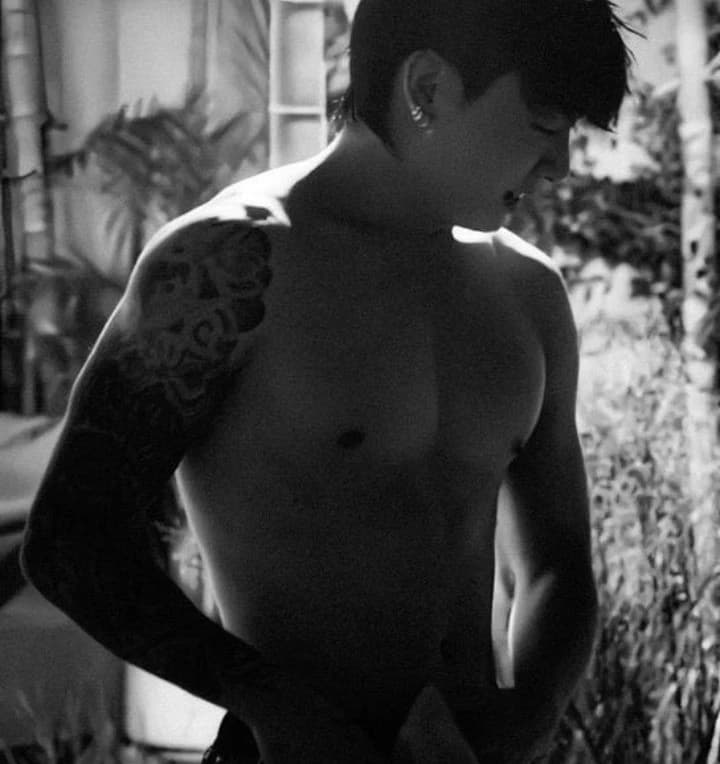 Jungkook thumbnail