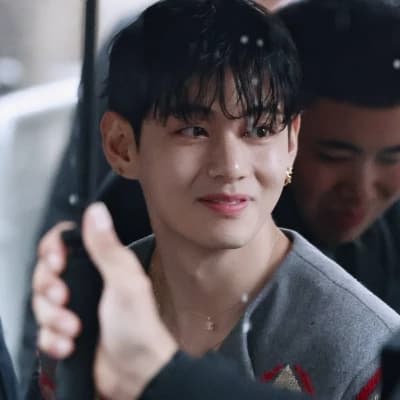Kim Taehyung thumbnail