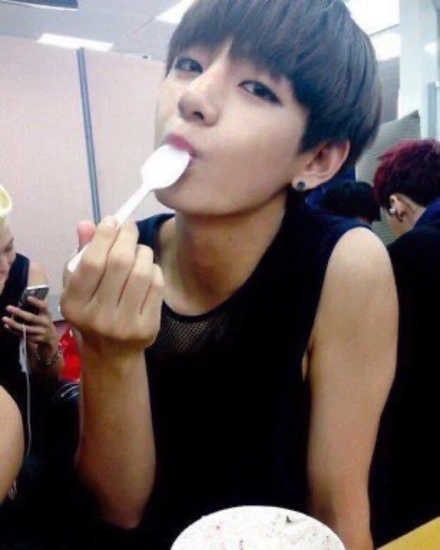 Taehyung thumbnail