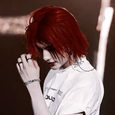 Hwang Hyunjin thumbnail
