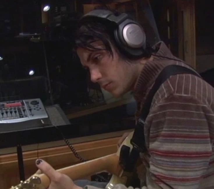 Frank Iero thumbnail