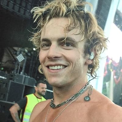 Ross Lynch thumbnail