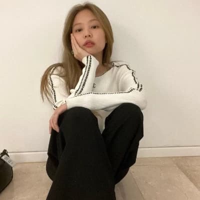 Jennie thumbnail