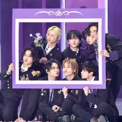 Stray Kids (school) thumbnail