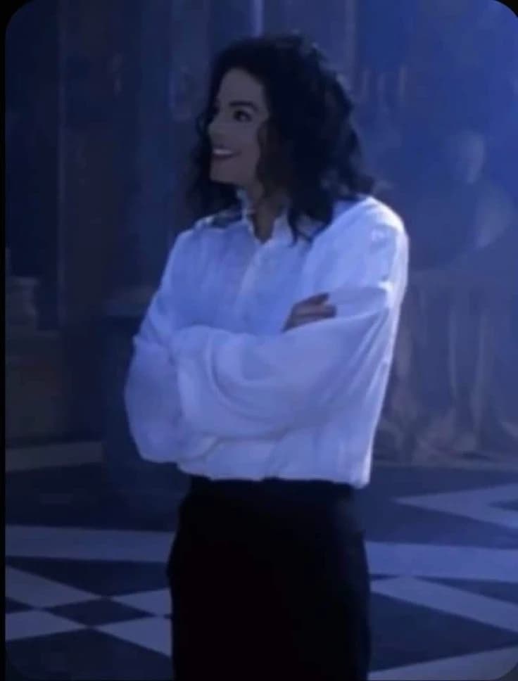 Maestro from the Ghost film of Michael Jackson  thumbnail
