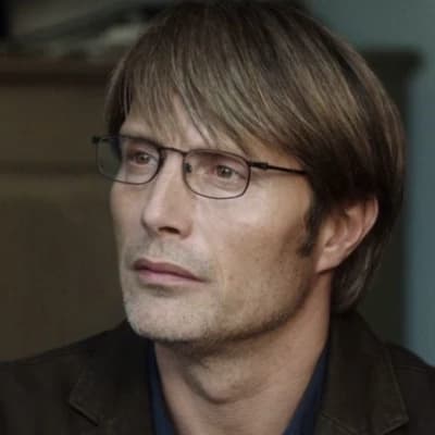 Mads Black thumbnail