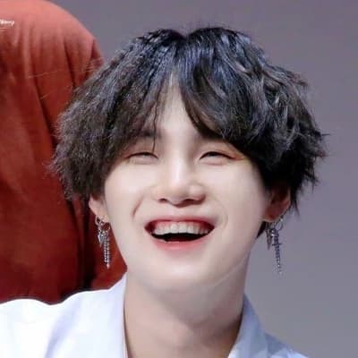 Min Yoongi thumbnail