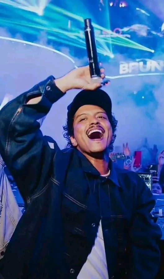 Bruno Mars thumbnail