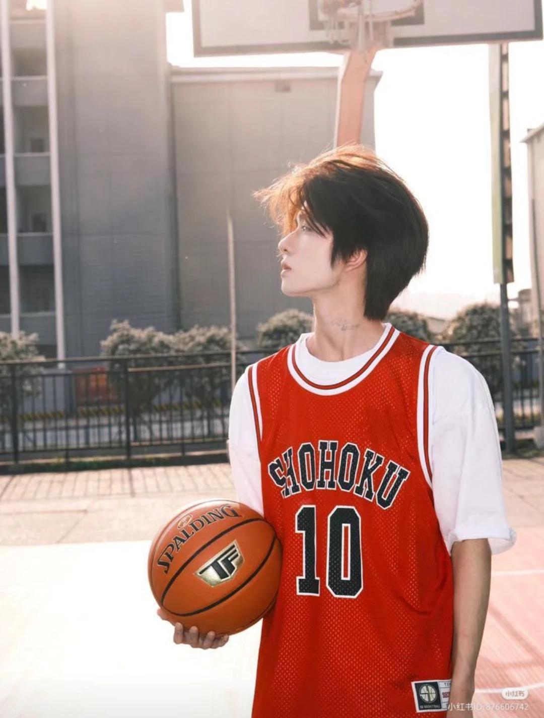 Sagara Alveric (Chair of Basketball at MU School) thumbnail