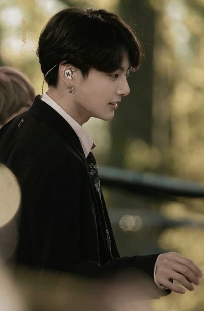 Jeon Jungkook thumbnail