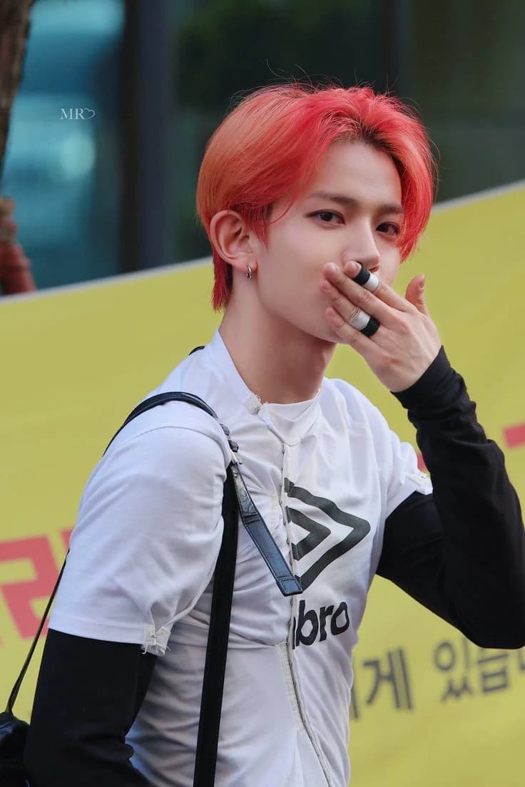Lee Heeseung  thumbnail