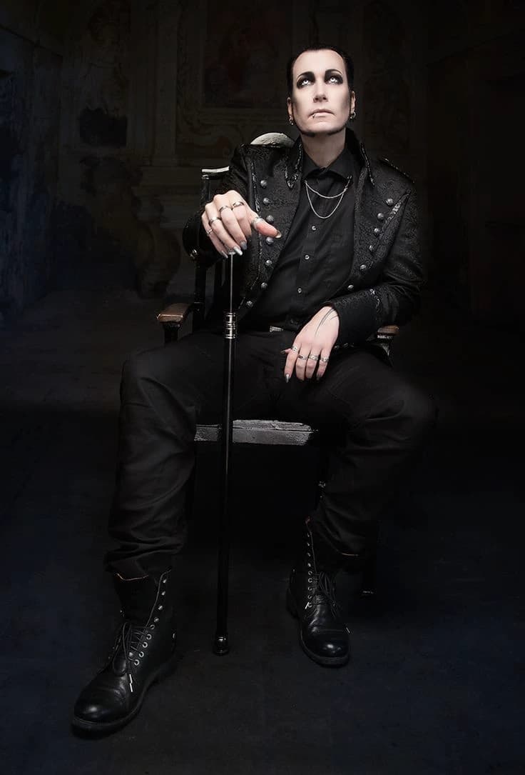 Christian "Chris" Pohl ❤️𝕭𝖑𝖚𝖙𝖊𝖓𝖌𝖊𝖑🖤 thumbnail