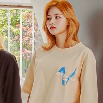 Sana Minatozaki thumbnail