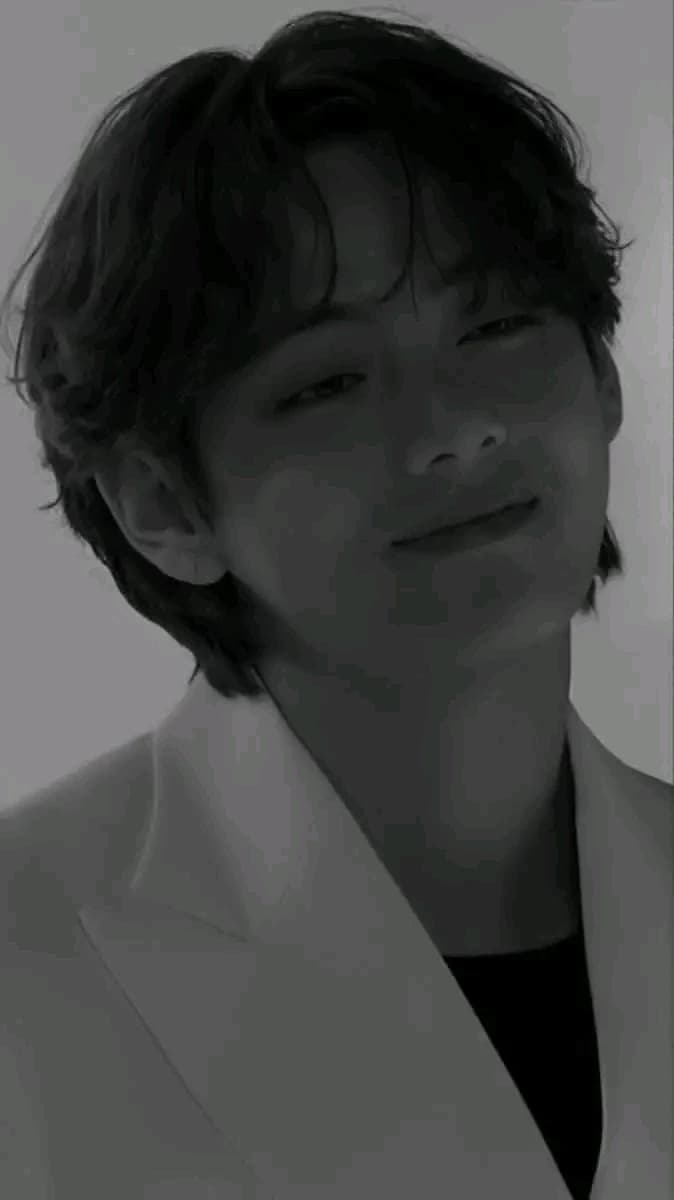 Kim Taehyung thumbnail