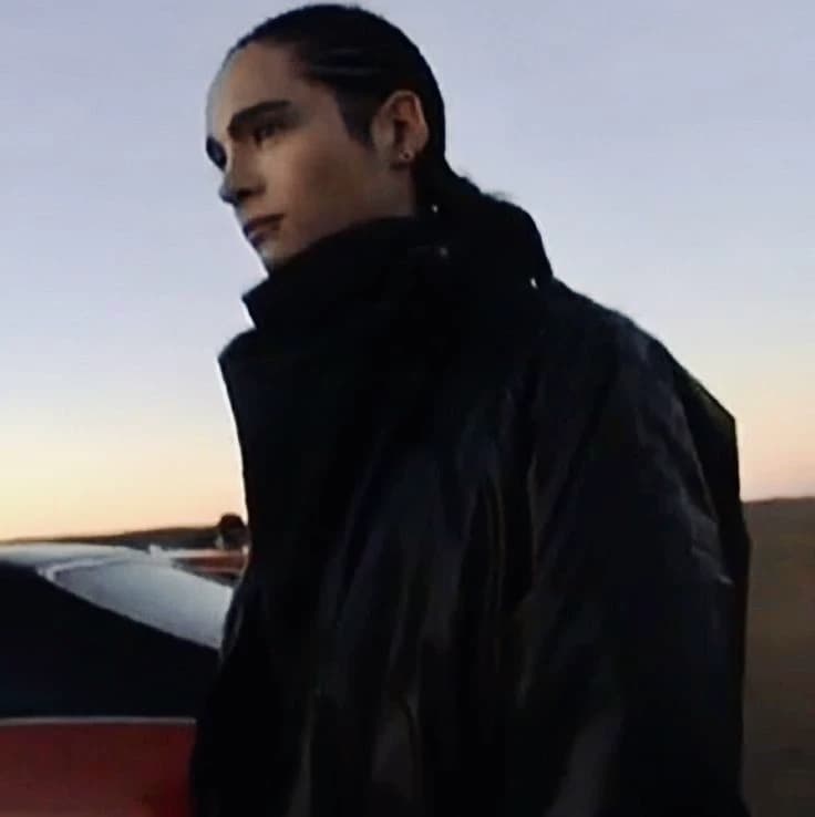 Tom Kaulitz thumbnail