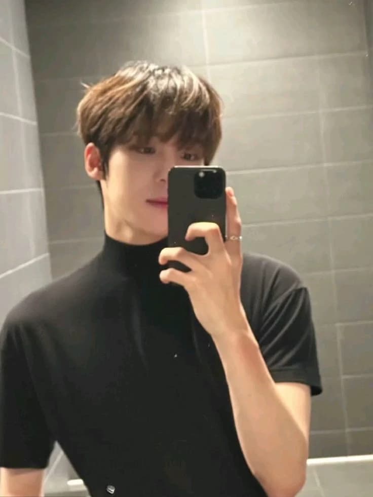 Jeong Yunho thumbnail