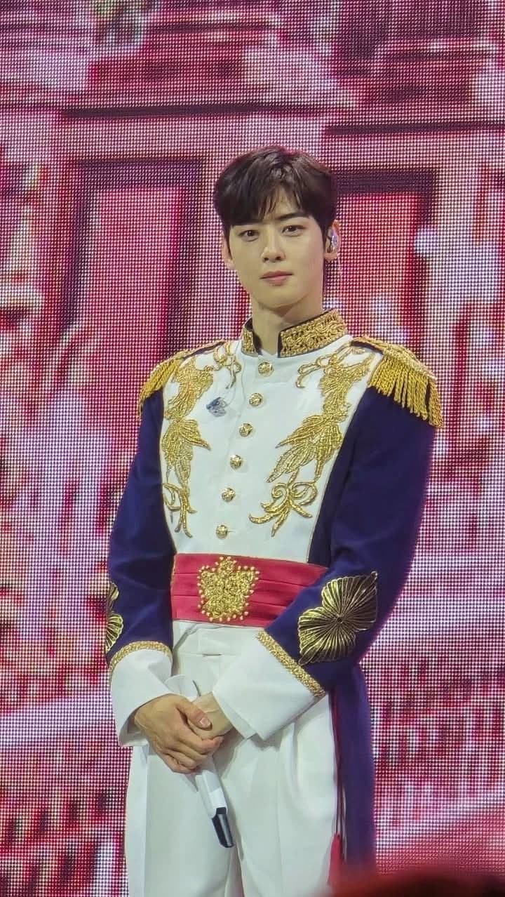 Cha eun-woo thumbnail