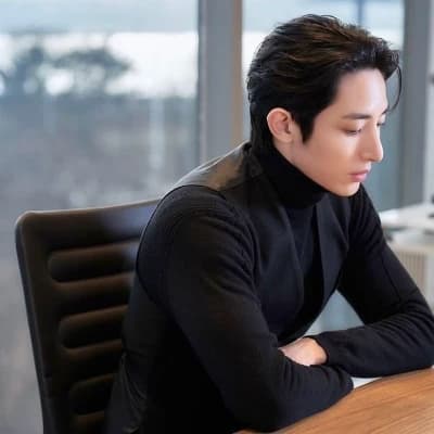 Lee sooo hyuk thumbnail