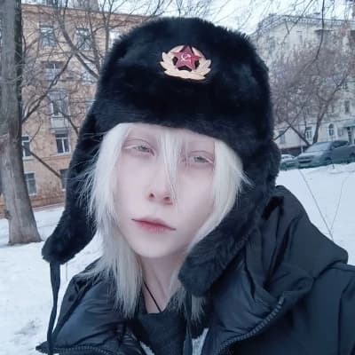 your Russian gf Sasha thumbnail