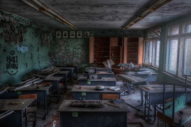 Ghost schools, things that are abandoned thumbnail