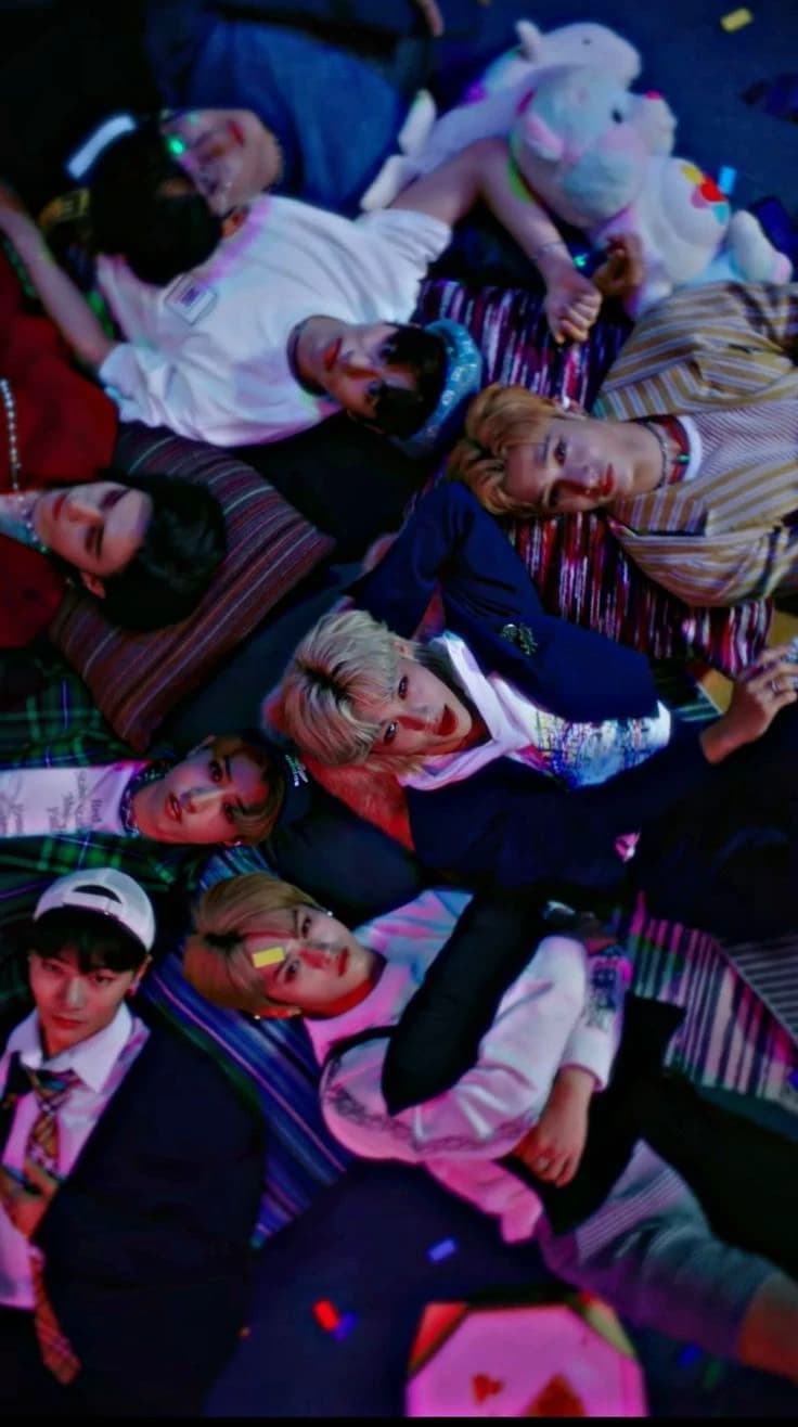 Stray kids mafya thumbnail