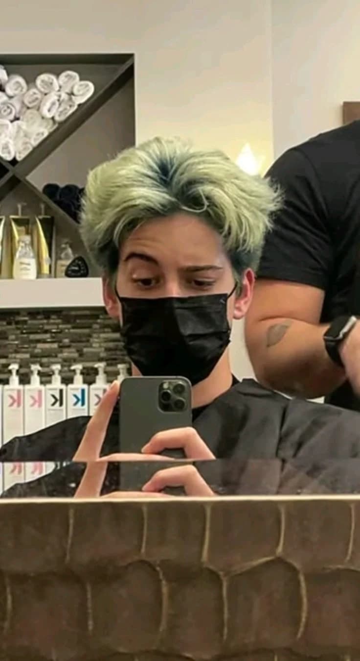 Milo Manheim  thumbnail