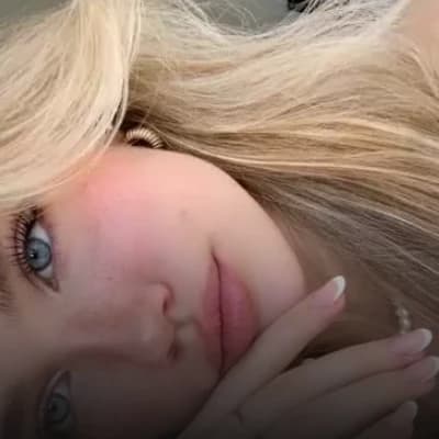 Ava thumbnail