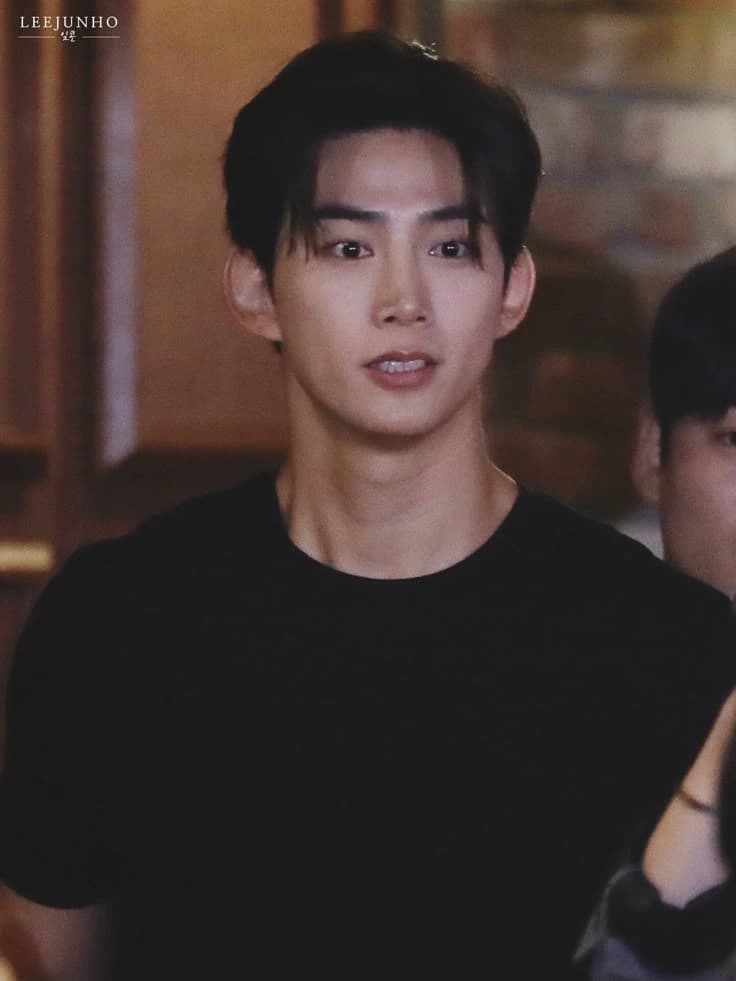Jang Han-Seok thumbnail