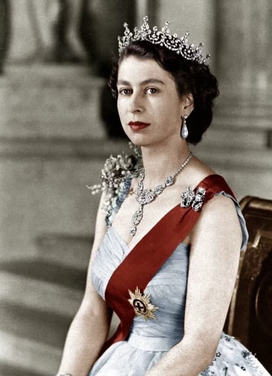 Queen Elizabeth  thumbnail
