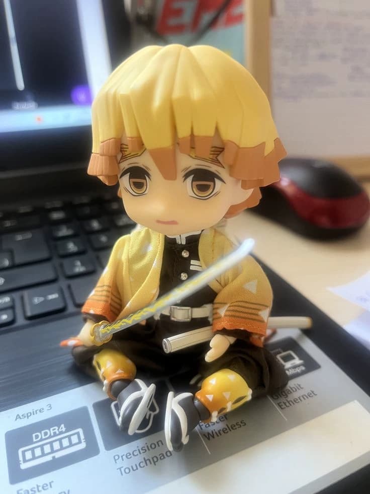 Zenitsu Figure thumbnail