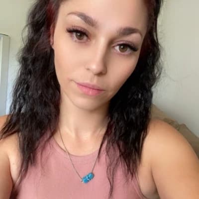 melanie thumbnail