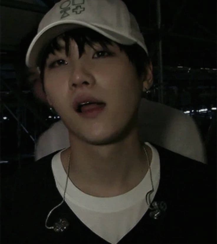 min yoongi  thumbnail