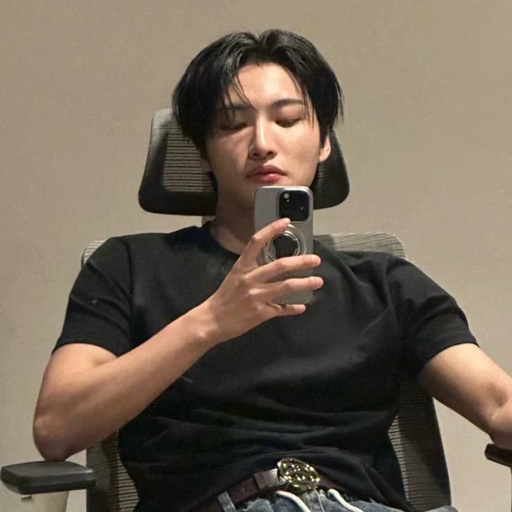 Park Seonghwa thumbnail
