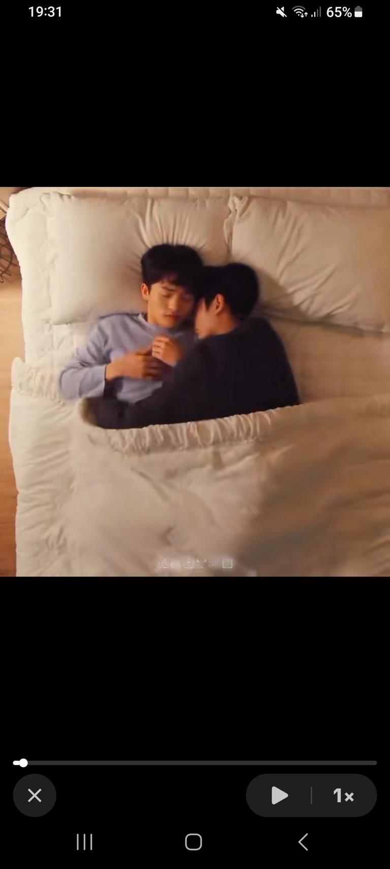 Mischievous roommate and clinging to you - BL thumbnail