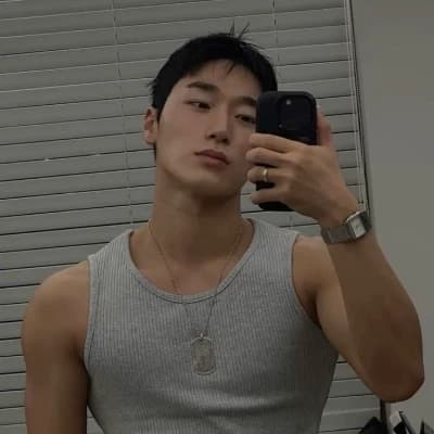 Choi San thumbnail