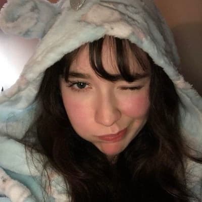 Emma Harkov thumbnail