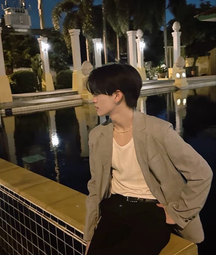 Jin bus 🤍 thumbnail