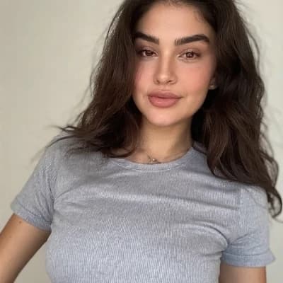 Lacy thumbnail