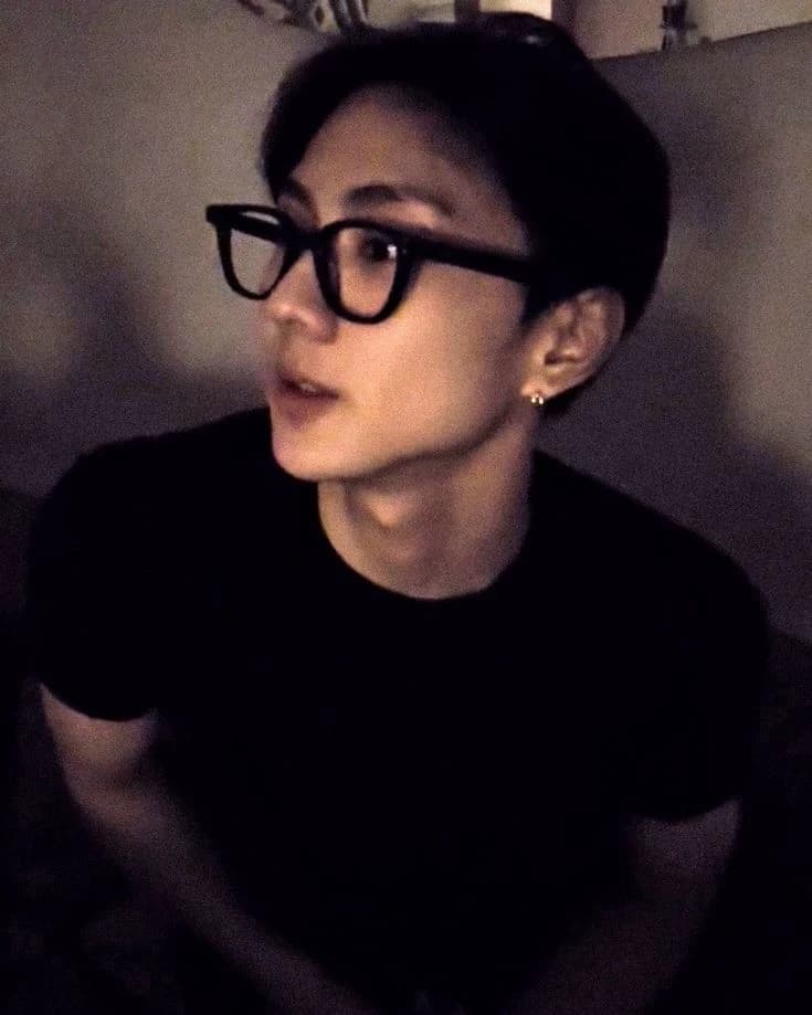 Jungwon  thumbnail