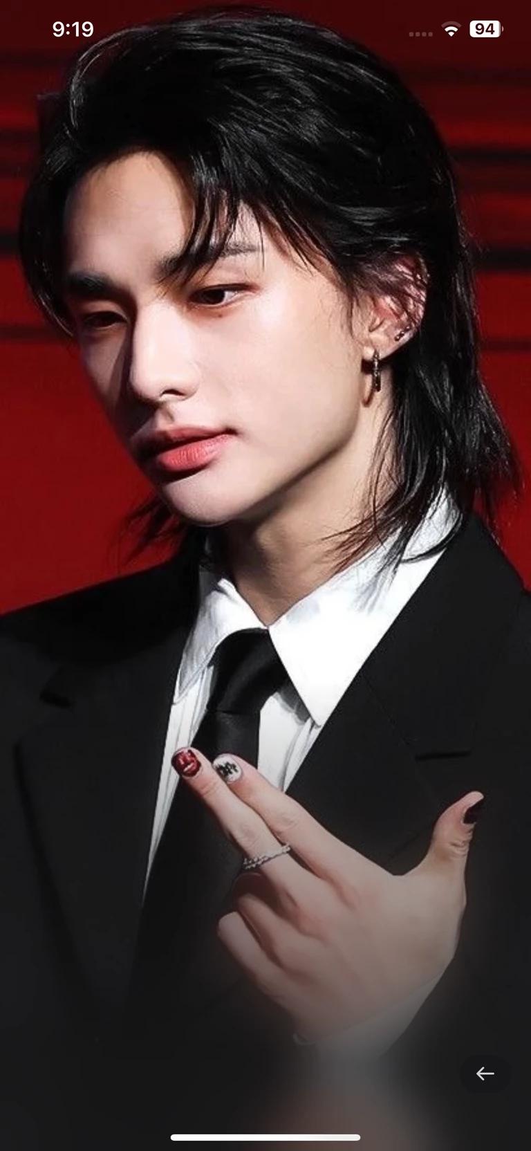hyunjin thumbnail
