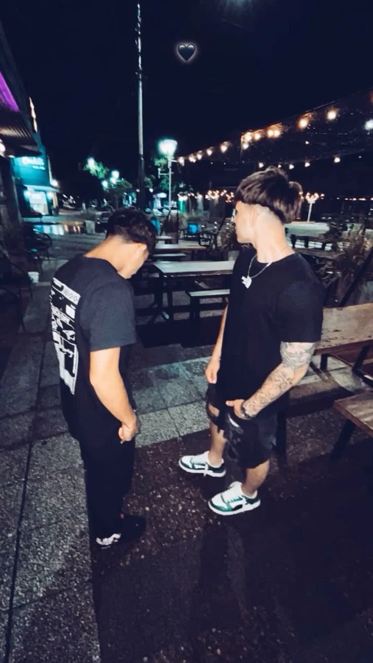 Ollie and zion  thumbnail