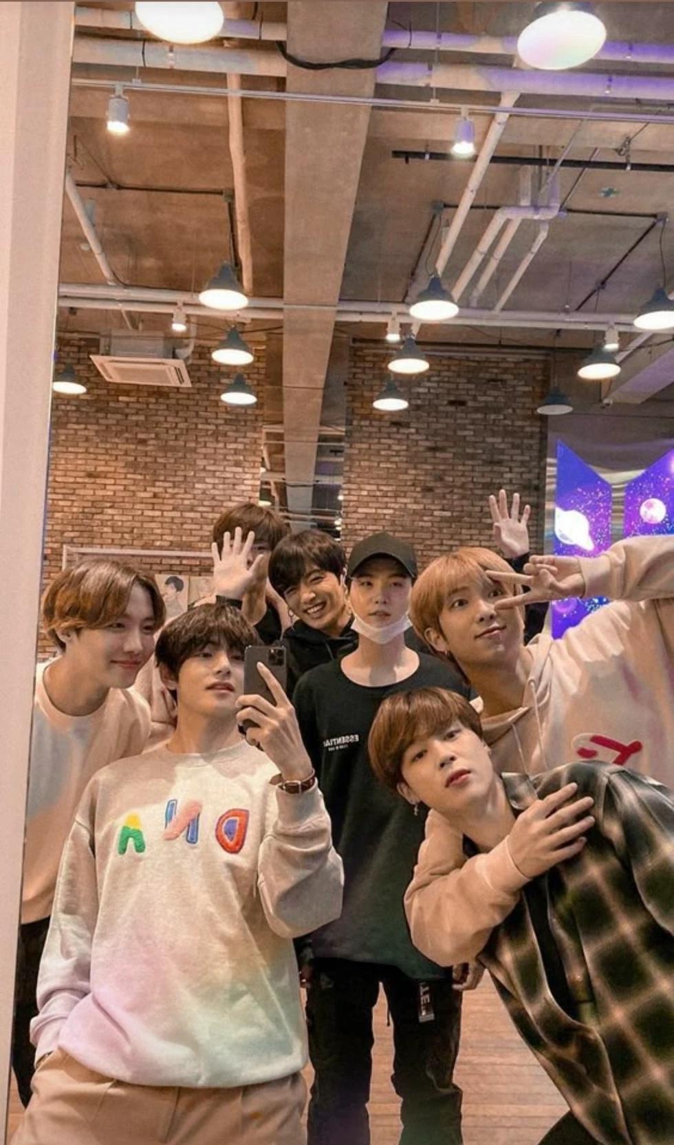 BTS thumbnail