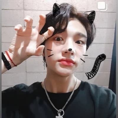 Hyunjin tu papa thumbnail