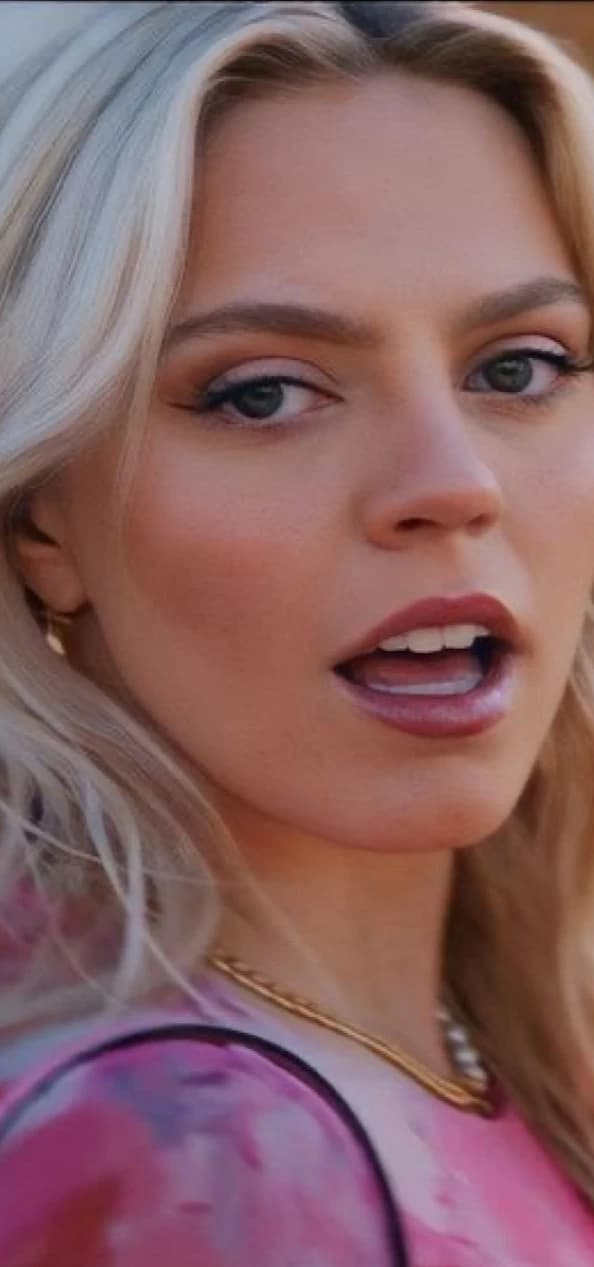 Regina George  thumbnail