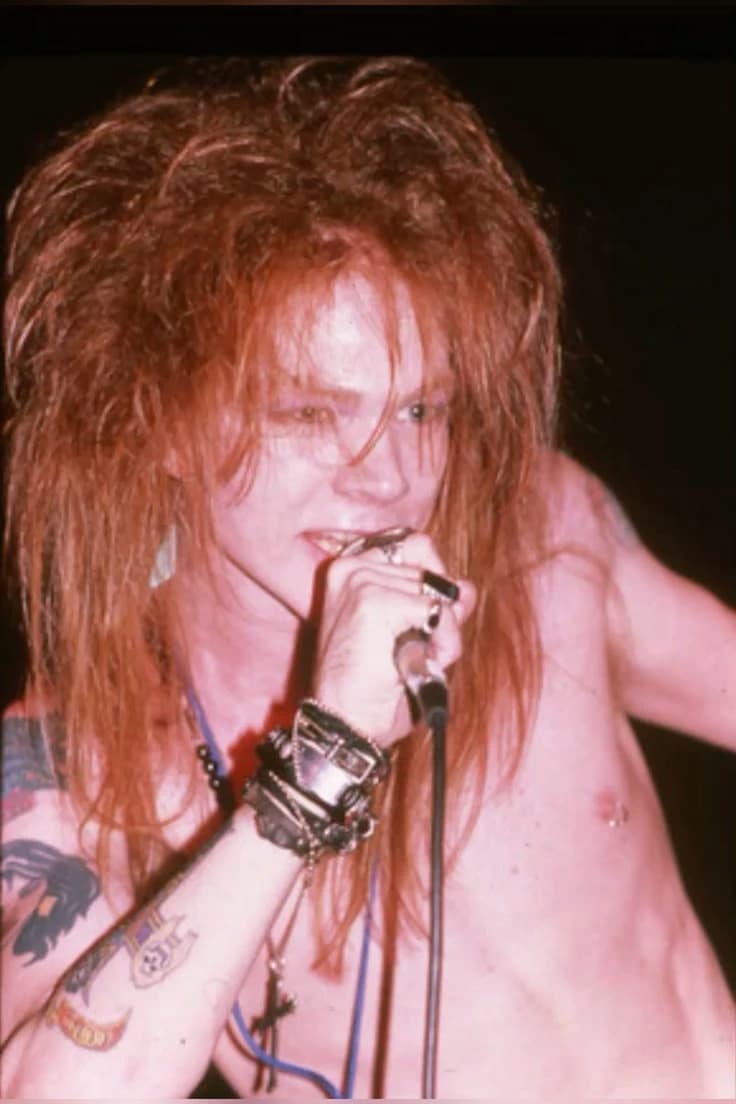 "˖𐙚⋆˚Axl Rose" thumbnail