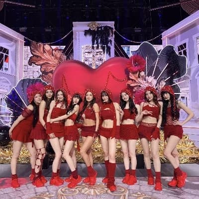 TWICE     Y/N (Tenth Member of TWICE) thumbnail