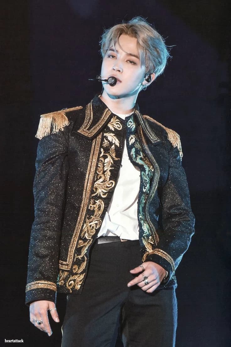 Park Jimin o solo Jimin thumbnail