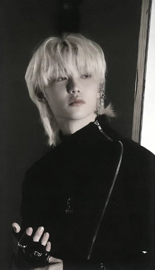⭑･ﾟFelix ﾟ･*:♤ thumbnail
