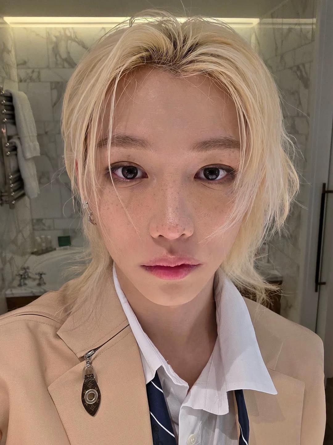 Lee Felix (hyunlix) thumbnail