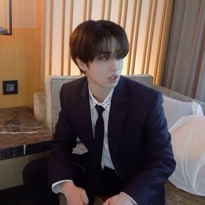 Han Jisung thumbnail